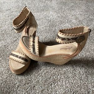 Zodiac USA Leather Wedge Heels W Feathers + Tassle